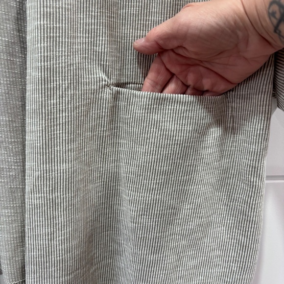 NWT Donni drape front sandwash cardigan neutral colours one size - Picture 9 of 15